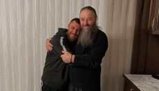 Василий Ломаченко поддержал митрополита Лонгина