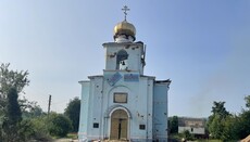 У Хотіні в результаті російських авіаударів постраждав Успенський храм УПЦ