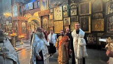 Στις Πριλούκι προσευχήθηκαν για τους τραυματίες και τους νεκρούς μετά από τη νυχτερινή επίθεση της Ρωσίας.