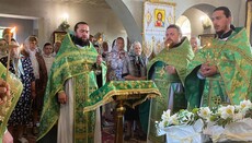 У Ржавинцях освятили новий храм УПЦ, побудований замість захопленого