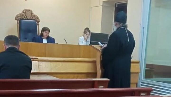 Судове засідання у справі протоієрея Володимира Гнепі. Фото: tyachiv-life