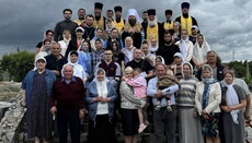 У селі Курилівка звершили закладку храму на честь святих Жон-мироносиць