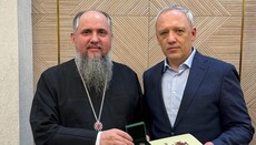 Μετά την κατάληψη του καθεδρικού ναού, ο δήμαρχος του Τσερνιβτσί συνεχάρη την ΠЦУ, αλλά μετά άλλαξε γνώμη.