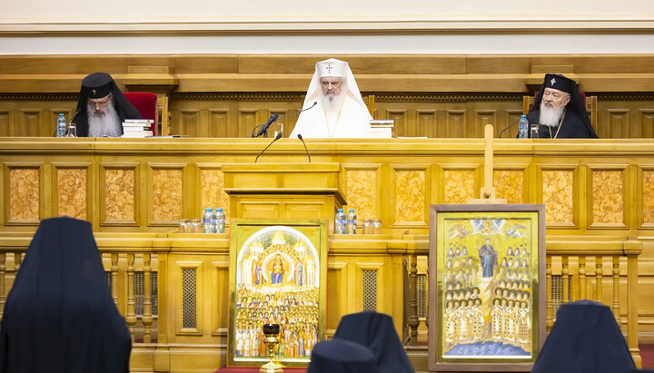 Рабочее заседание Священного Синода Румынской Православной Церкви. Фото: пресс-служба Румынского Патриархата