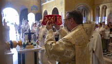 Шевчук занес в римский собор УГКЦ мощи князя Владимира, подаренные Драбинко
