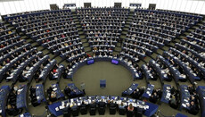 Євросоюз закликав владу Албанії не втручатися у внутрішні справи Церкви