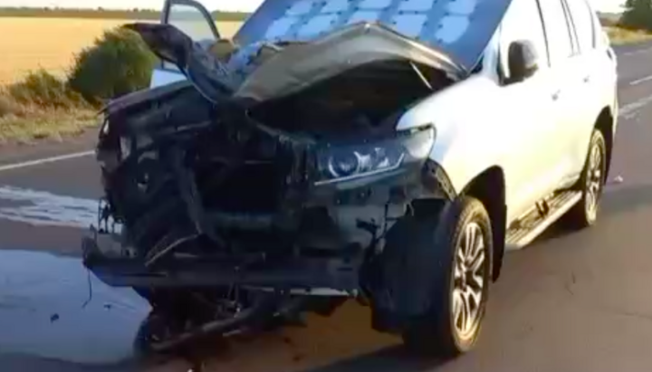 The rabbi's damaged vehicle. Photo: Telegram channel of the United Jewish Community of Ukraine