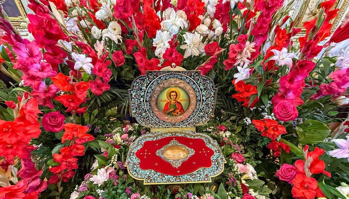 A relic of Saint Panteleimon in the Holy Panteleimon Monastery of Odesa. Photo: Odesa Eparchy of the UOC