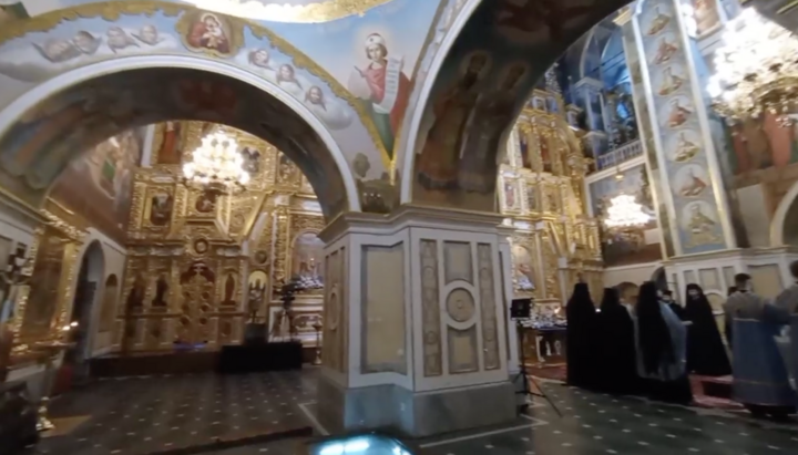 Всенічне бдіння ПЦУ в Лаврі на Преображення. Фото: ТГ-канал «Фортеця лавра»
