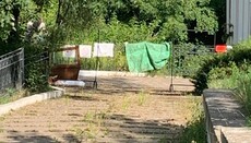Σχετικά με τις βεβηλώσεις των λειψάνων στη Λαύρα