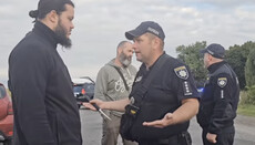 Поліція пропустила хресний хід у Тернопільську область