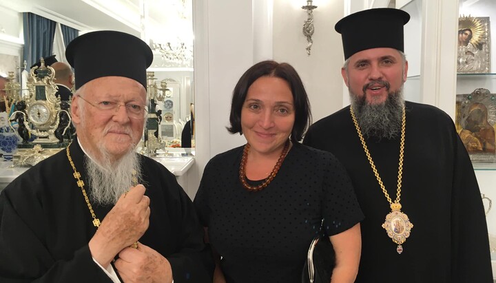 Міщенко в оточенні Патріарха Варфоломія і Сергія Думенка. Фото: Фейсбук Міщенко