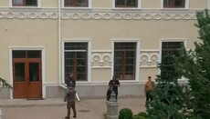 В Іверський монастир Одеси прийшли співробітники ТЦК з поліцією
