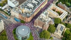 У Лондоні проходить багатотисячний мітинг проти ісламізації Британії
