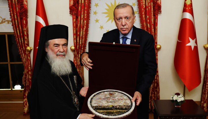 Πατριάρχης Θεόφιλος και Ερντογάν. Φωτογραφία: ιστοσελίδα του Πατριαρχείου Ιεροσολύμων