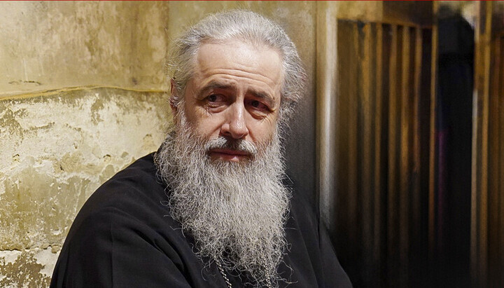 Αναβλήθηκαν οι δικαστικές ακροάσεις για την υπόθεση του μητροπολίτη Σβιατογκόρσκ Αρσένιου