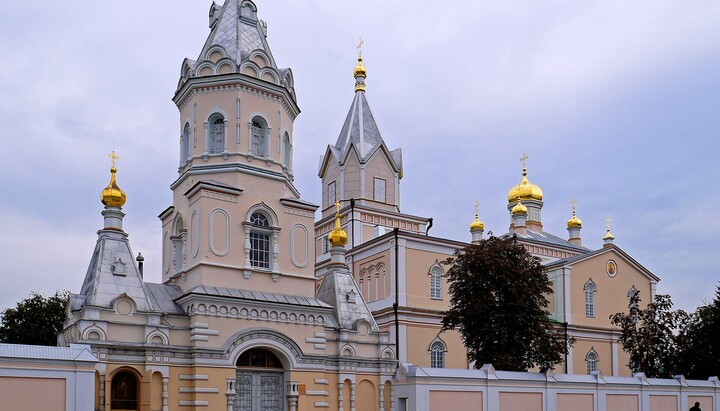Korets Holy Trinity Convent. Photo: wikipedia