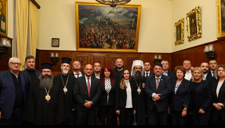 Болгарський Патріарх Данііл у резиденції Священного синоду з парламентською групою "БСП". Фото: БНР 90