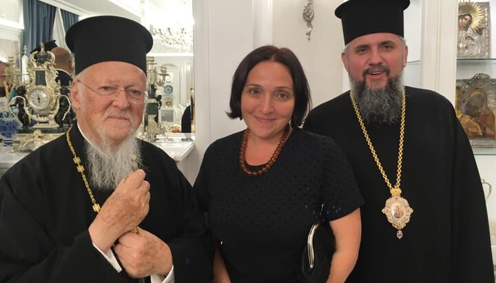 Μιστσένκο με τον Πατριάρχη Βαρθολομαίο και τον Σεργκέι Ντουμένκο. Φωτογραφία: Φέισμπουκ της Μιστσένκο