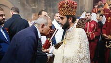 Пашинян представив програму реформ Вірменської Церкви