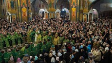 У Почаївській лаврі тисячі людей вшанували пам'ять преподобного Амфілохія