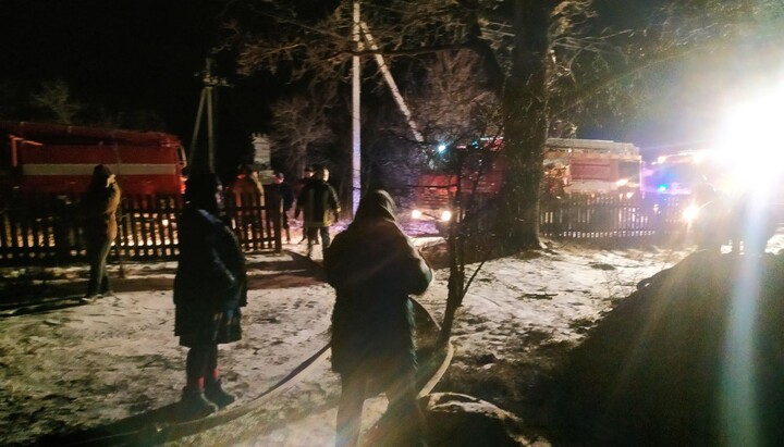 In the village of Nichohivka, a temporary building of the UOC community burned down. Photo: Volyn Eparchy