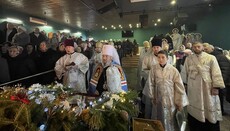 У Володимирі гнана громада УПЦ відсвяткувала Різдво у тимчасовому храмі