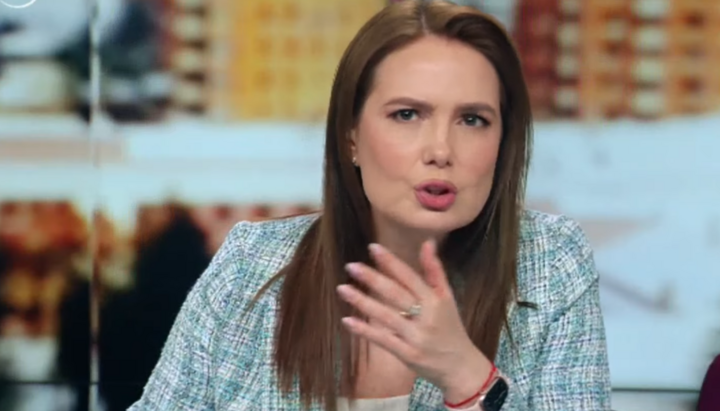 Η Κρασνίτσκαγια υποσχέθηκε να αποκλείσει όλους που εύχονται Χρόνια πολλά για τα Χριστούγεννα. Φωτογραφία: κανάλι "Κίεβο"