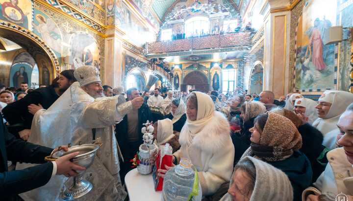 His Beatitude Metropolitan Onuphry and believers on the day of the Baptism of the Lord. January 19, 2026. Photo: UOC