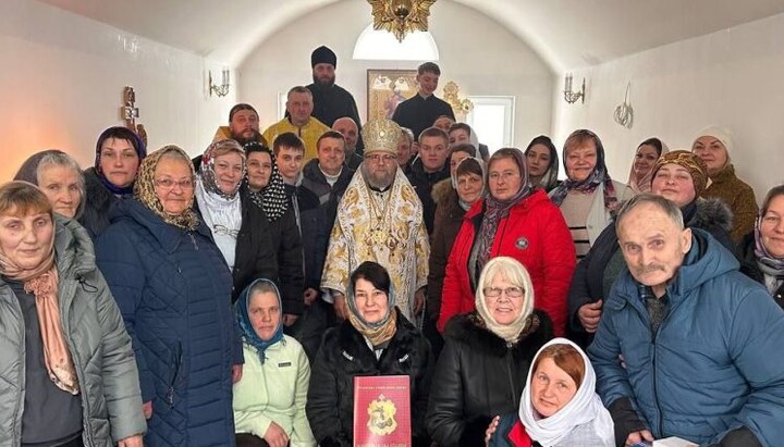 Parishioners of the UOC after the consecration of the newly built church in honor of the Equal-to-the-Apostles Grand Prince Vladimir. Photo: press service of the UOC Bila Tserkva Eparchy