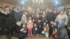 UOC hierarch visits persecuted communities in Volyn during Christmas holidays