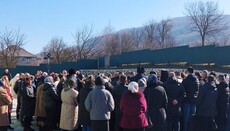 In Pasika, Transcarpathia, priest defects to OCU while community remains in UOC