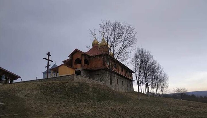 Cells located on the edge of the village near an ancient cave shrine. Photo: Facebook