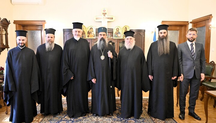Αντιπροσωπεία του Οικουμενικού Πατριαρχείου και ο Πατριάρχης Βουλγαρίας Δανιήλ. Φωτογραφία: bg-patriarshia
