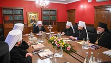 ΠΕΥ διεξήγαγε σύνοδο στην κατειλημμένη από τον Μητροπολίτη Ονούφριο κατοικία στη Λαύρα