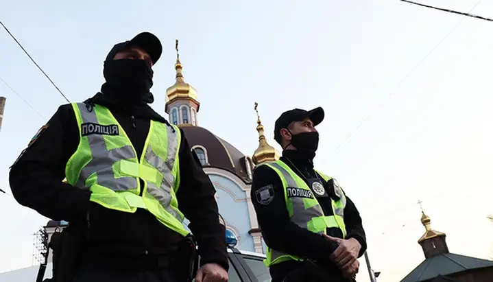 Police outside a church. Photo: Communications Department of the National Police of Ukraine