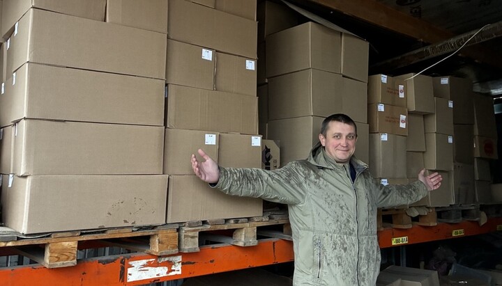 Easter cakes from the "Favor" Charitable Foundation were delivered to those in need. Photo: "Favor" Telegram channel