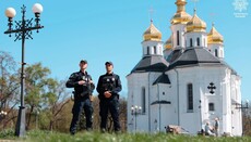 Police urge Ukrainians not to attend Paschal service