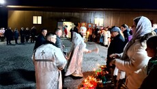 У Чернівецькій єпархії показали, як гнаніі парафії УПЦ зустріли Пасху