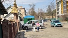 Στο Κίεβο επιδρομείς της ΠΕΟ επιχείρησαν να μεταφέρουν περιουσιακά στοιχεία από ναό της ΟΠΕ