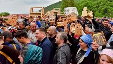Сотні вірних у Грузії відзначили давнє свято Цачхуроба