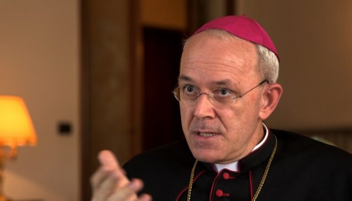 Catholic Bishop Athanasius Schneider. Photo: FSSPX News