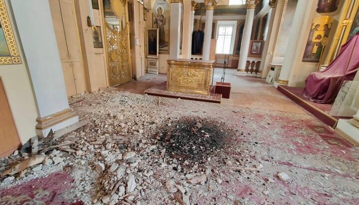 Damage inside Holy Spirit Cathedral in Kherson after the shelling. Photo: Kherson Eparchy of the UOC