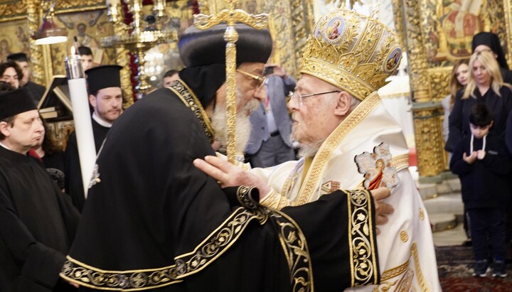Ο Κοπτικός και ο Κωνσταντινουπολίτης Πατριάρχης στο Φανάρι. Φωτογραφία: γραφείο τύπου του Οικουμενικού Πατριαρχείου