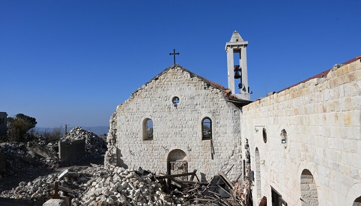 Destruction on the territory of the monastery in the village of Yaroun in southern Lebanon after Israeli shelling. Photo: Orthodoxia news agency