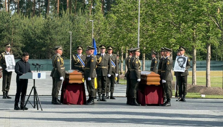 Reburial of Melnyk at the National Military Memorial Cemetery. Photo: Office of the President