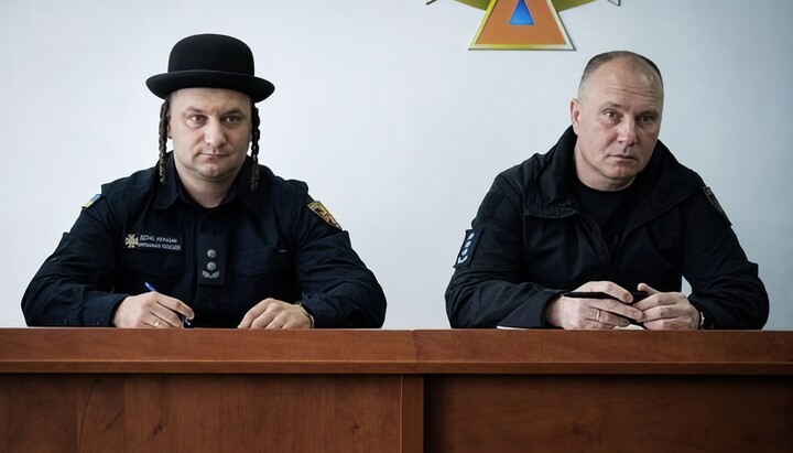 Євген Праслов у кіпі та пейсах. Фото: Телеграм-канал Об'єднаної єврейської громади України
