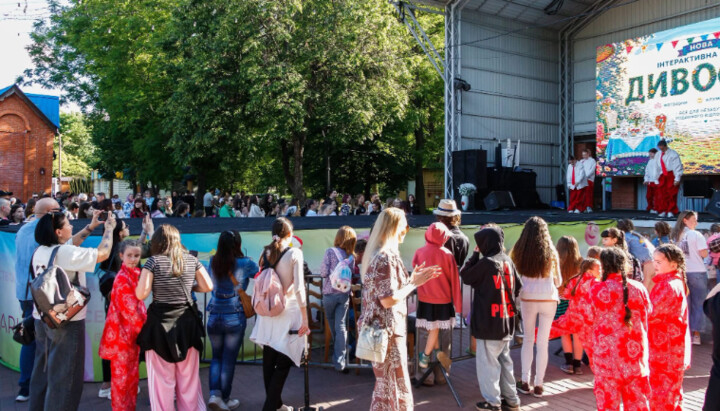 The White Flower charity festival. Photo: UOC Information Center