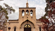 Unknown assailants rob ancient ROC church in Tehran