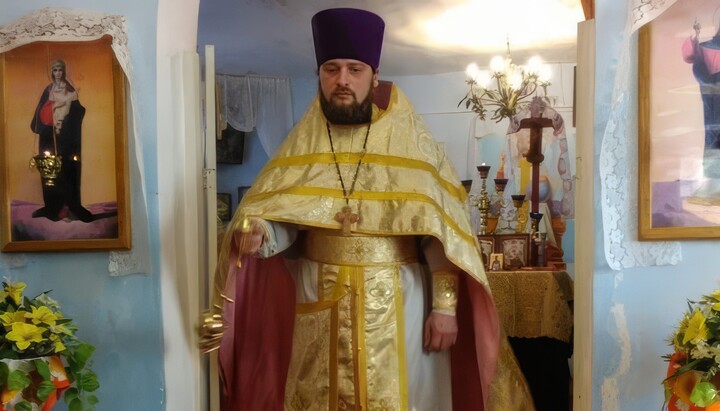 Στο Μπελοπόλιε τραυματίστηκε ιερέας της ΟΠΕ από πλήγμα μη επανδρωμένου αεροσκάφους